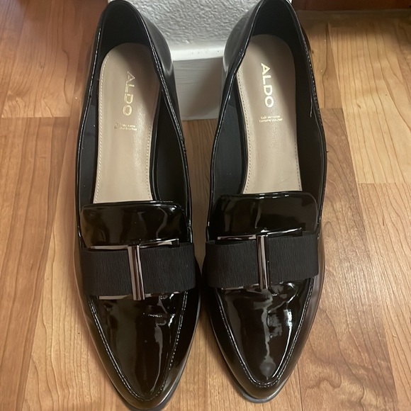 Aldo patent Leather loafers worn one time couple of scratches on side - Picture 2 of 4
